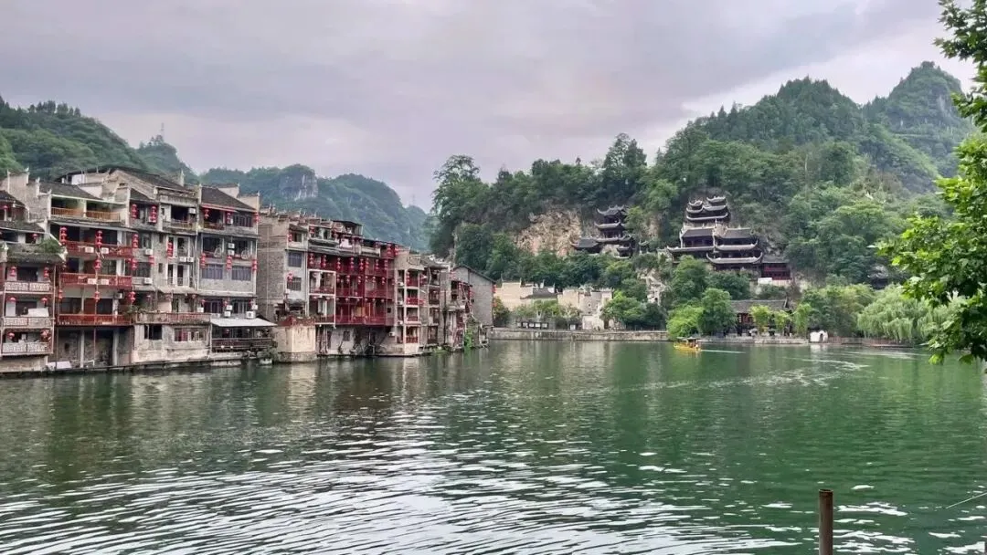 贵州镇远古镇把全国景区的饭碗给砸了