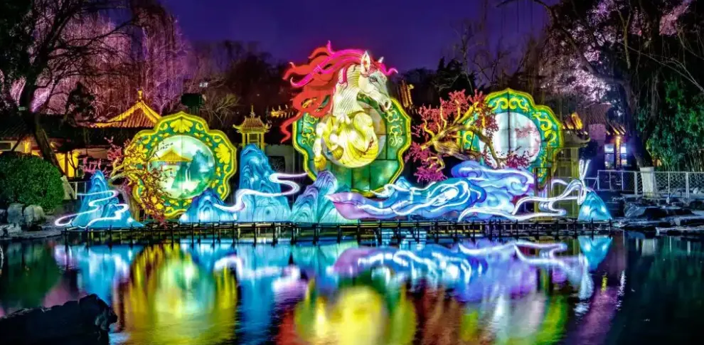 济南这些景区的花灯亮了