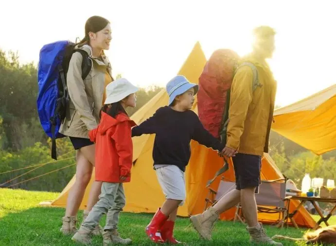 【颠覆认知】穷人家旅游富养VS富人家规则富养:心理学家揭示关键差异