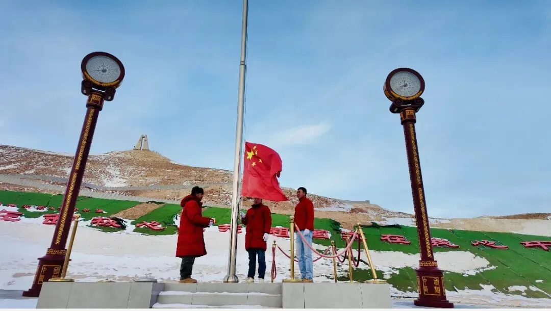 情系一线 暖聚西极 | 致敬西极时光景区一线坚守者!