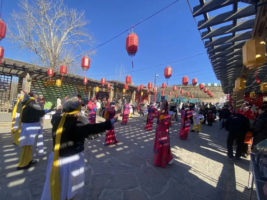 非遗踢鼓子秧歌走进老牛湾景区|2026大年初一 黄河长城年味浓