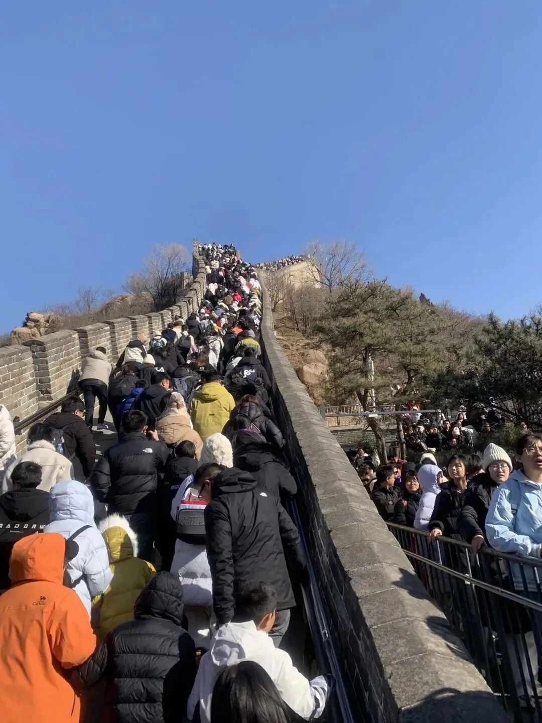 到处人挤人,春节期间人流少的景点,还有吗?