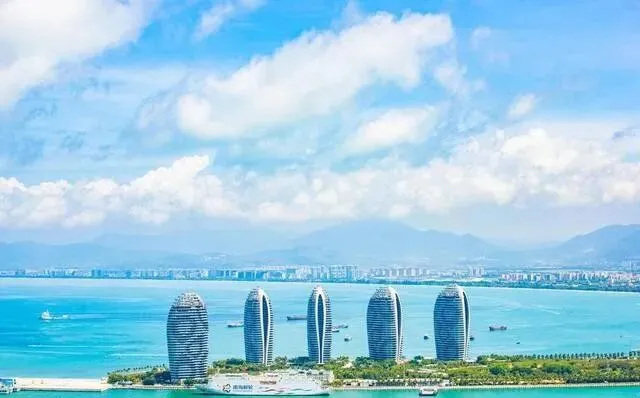 冬季旅游推荐,11月-1月份适合去的8个旅游地,处处是人间胜景