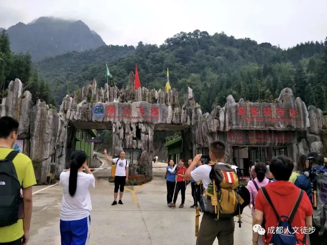 从“开门红”到“无人区”:一个乡村景区的兴衰启示