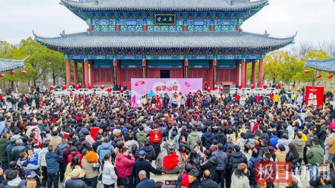 被湖北省级媒体盯上了!麻城1景区一天迎来省内外8万游客,火爆全网