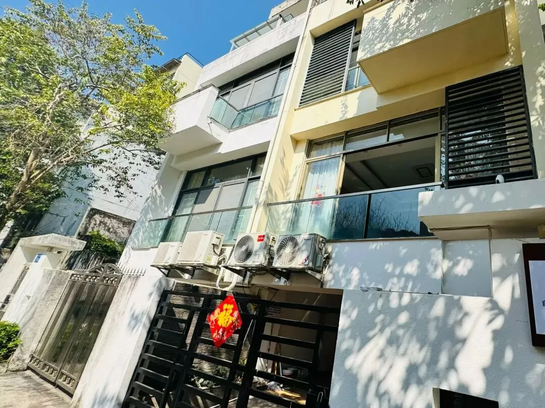 和十多个亲人一起旅游过年是一种什么体验?