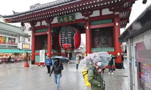 六成中国游客消失!日本春节旅游市场485亿日元“打水漂”