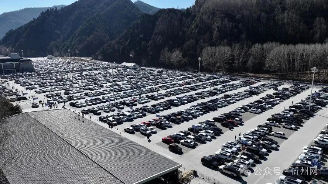春节首日, 五台山景区喜迎“开门红” 多方护航保畅通