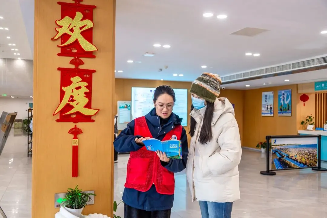 【企业资讯】春节服务不打烊 景区一线显担当