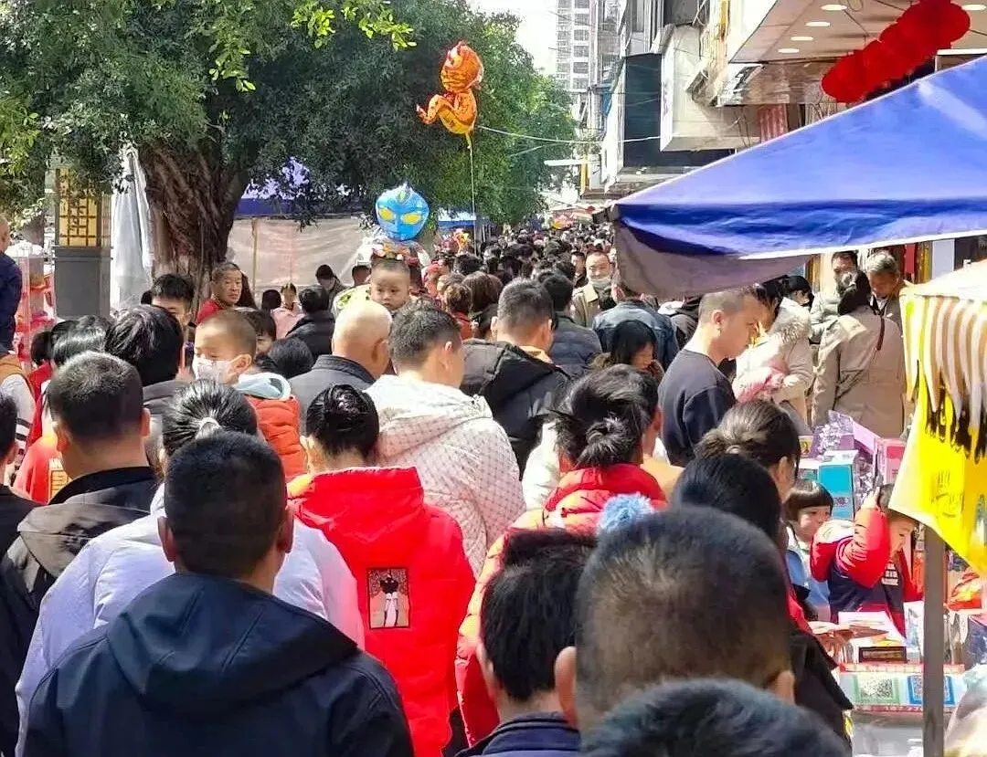 在防城港旅游过年,见证人山人海