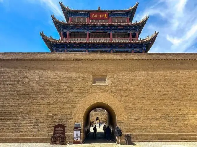 甘肃嘉峪关把全国景区的饭碗给砸了