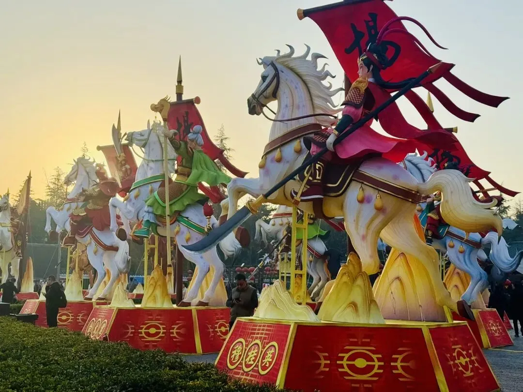 春节假期,适不适合去网红景点?开封万岁山,好玩是好玩,就是人太!多!