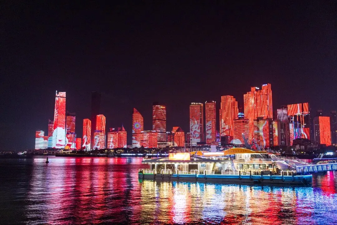 青岛海上旅游春节捷报频传,单日接待量与收入双双刷新纪录