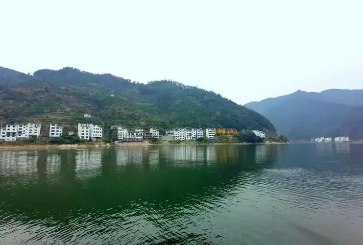 安徽新安江山水画廊把全国景区的饭碗给砸了