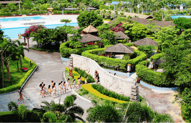 【阳西•咸水矿温泉旅游度假山庄】春节专场一口价!338元抢山湖别墅双床房+无限次爽泡露天咸水矿温泉+泳池!赏湖光山色,泡享双料真温泉