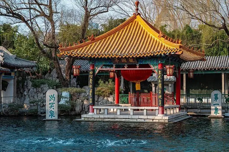 一组数据盘点新春假期旅游热度:山东假期前六日重点景区游客超1800万人次