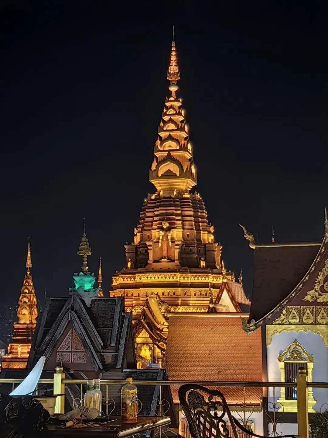 春节旅游,酒店比平时贵8倍