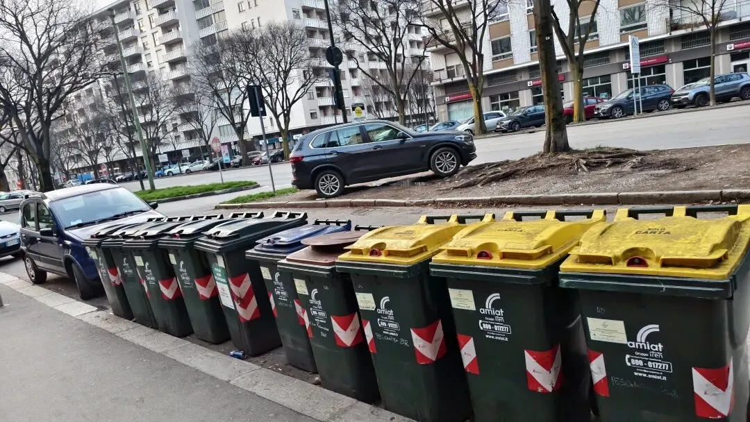 意大利旅游随手记③垃圾、香水美人、超市