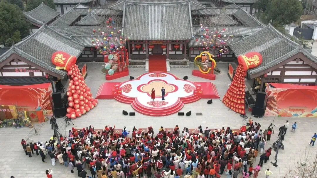 16年旅游人私藏推荐:春晚同款龙潭里,把楚天最美烟火气讲给你听