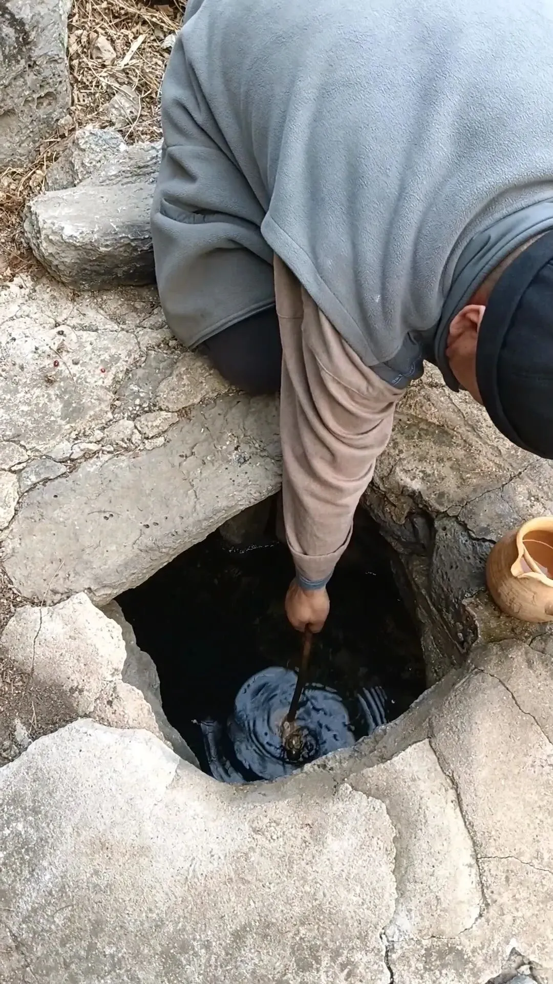 过年期间人家在景区人挤人,我在深山煮茶听风