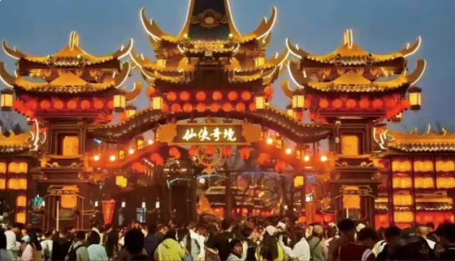 旅游界胖东来,被全国游客报复性消费!