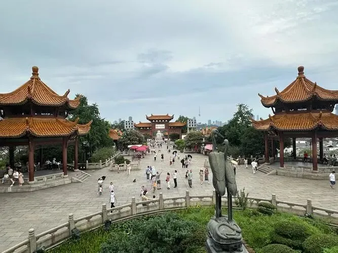 湖北武汉市把全国景区的饭碗给砸了