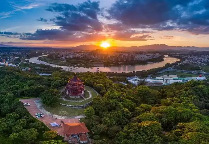 春节旅游城市推荐,人少景美,松弛感拉满,体验不一样的慢生活