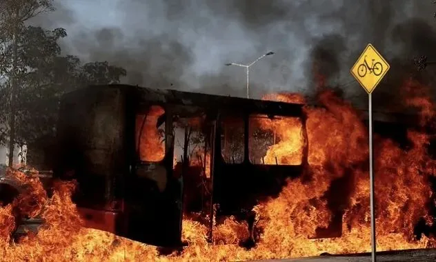 大毒枭被击毙,墨西哥毒贩在海滨旅游胜地大肆报复