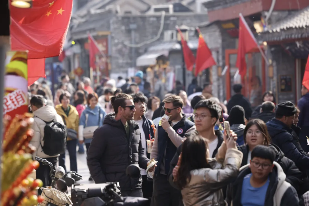 北京春节成绩单:迎客超1984万人次,旅游总花费超331亿元