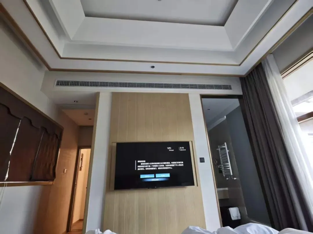 春节爆满的景区,和4000块的“破”酒店:为什么中产的钱,这么好赚?