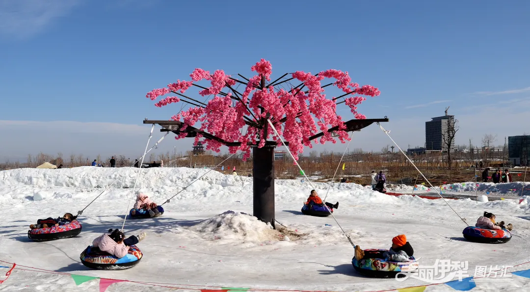 冰雪添年味!春节期间察布查尔县冰雪旅游持续升温