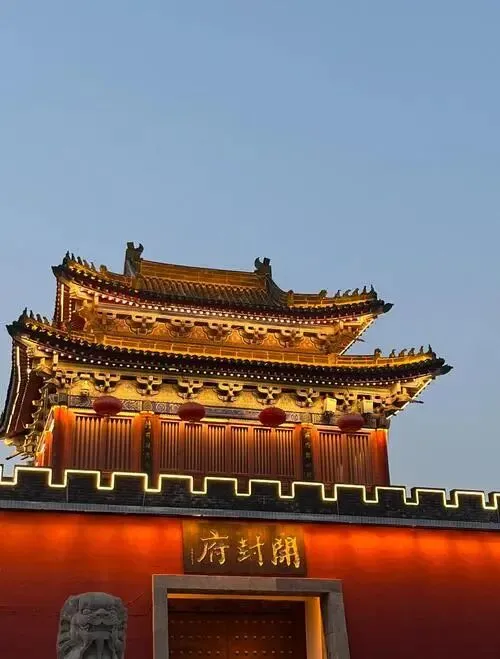 开封:把全国景区饭碗砸漏了,是这宋韵风雅的汴梁过年