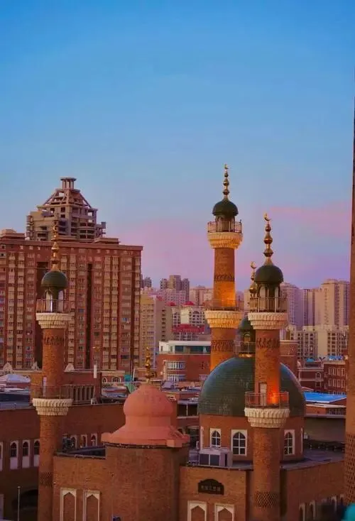 乌鲁木齐:把全国景区饭碗砸漏了,是这西域风情的乌市过年