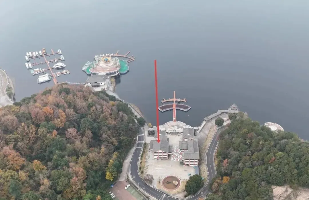 花亭湖景区二号码头优质房产招商公告