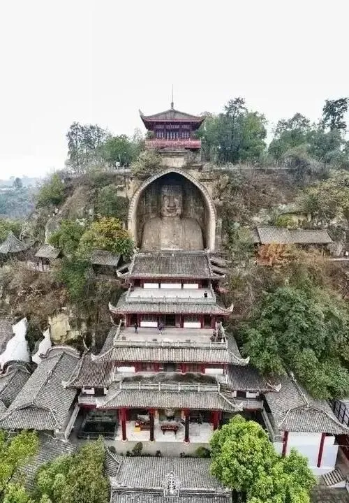 中国景区系列——荣县大佛:川南的如来福地,乐山大佛的“二弟”