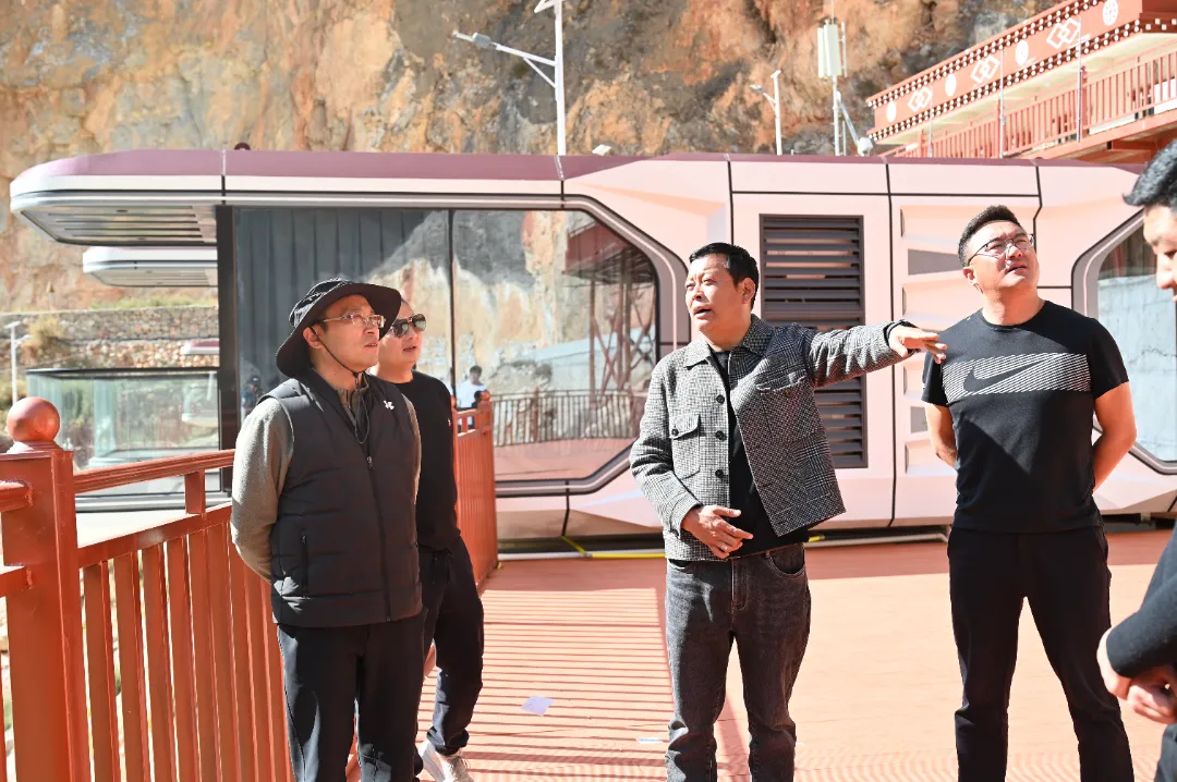 陈泽明带队督导调研毛屋大峡谷景区旅游产业发展工作