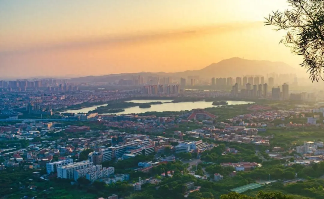 福建泉州:把全国景区饭碗砸漏了,是这长达一个月的海滨过年