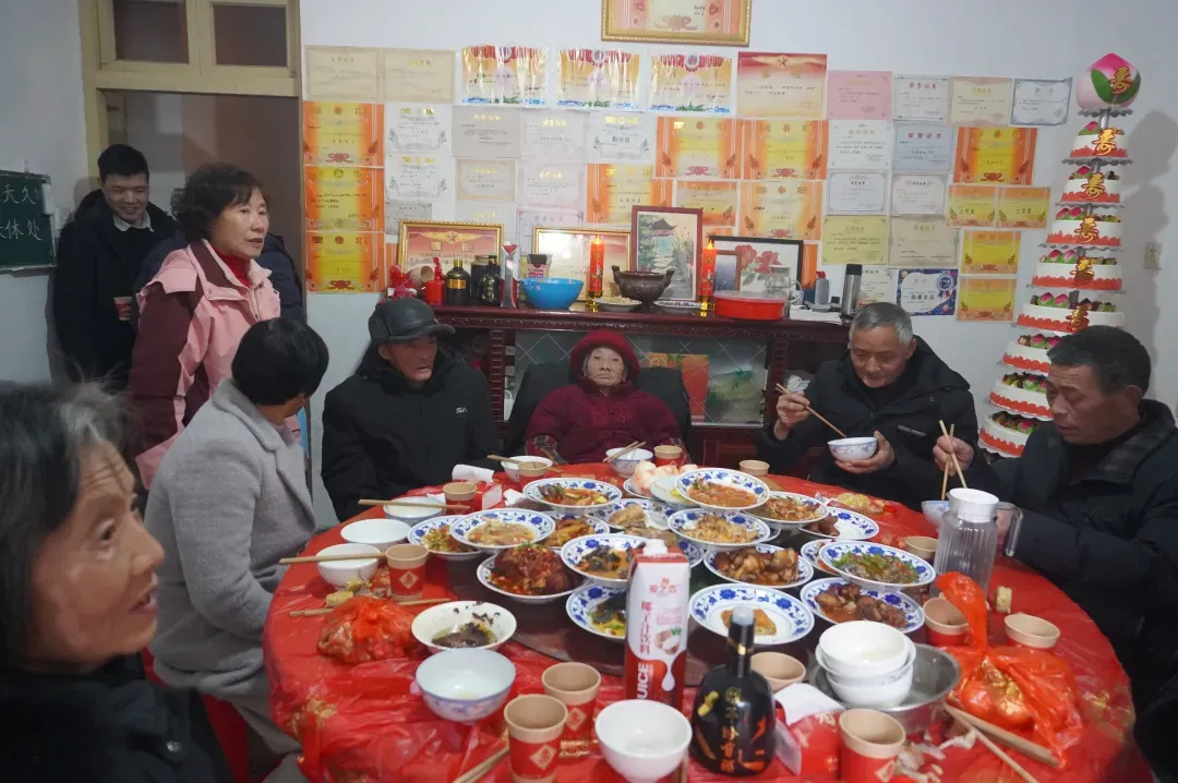 【德兴旅游】探秘大茅山黄歇田:百岁老人的红色守望与山脚下的长寿密码