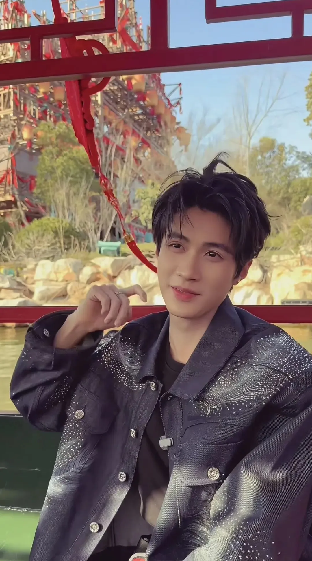 短国男神春节随机掉落到各景区,你都碰见了谁?