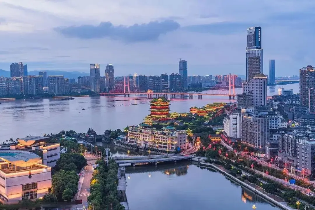 江西南昌市把全国景区的饭碗给砸了