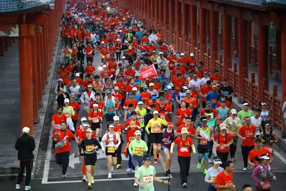 新华社关注!春节假期海南掀起体育旅游热潮