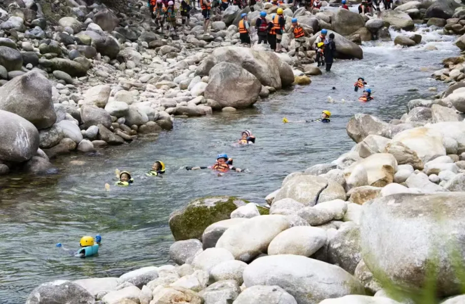 【乡村旅游】猫儿山窝囊漂:畅享漓江源头“躺赢”旅游新范式