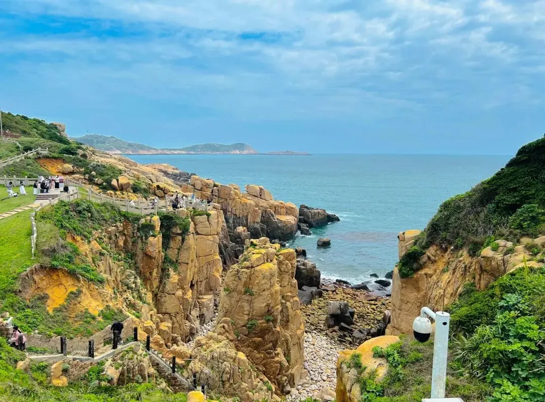 浙江温州南麂岛旅游攻略:中国版'马尔代夫'!赶海、浮潜、星空露营,承包你的夏日高光时刻!