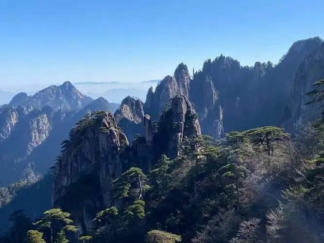 安徽黄山:把全国景区饭碗砸漏了,是这长达一个月的中国式过年