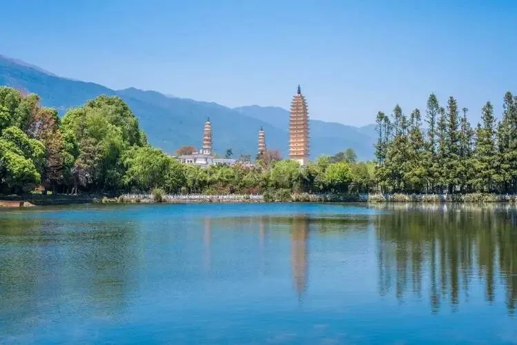 云南大理:把全国景区饭碗砸漏了,是这长达一个月的中国式过年