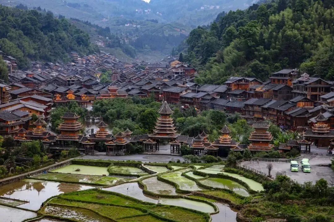 贵州贵阳:把全国景区饭碗砸漏了,是这长达一个月的中国式过年