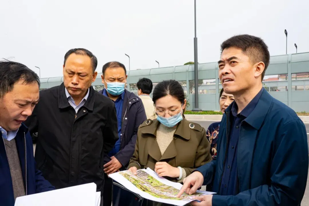 沈伯宏调研景区重点项目建设