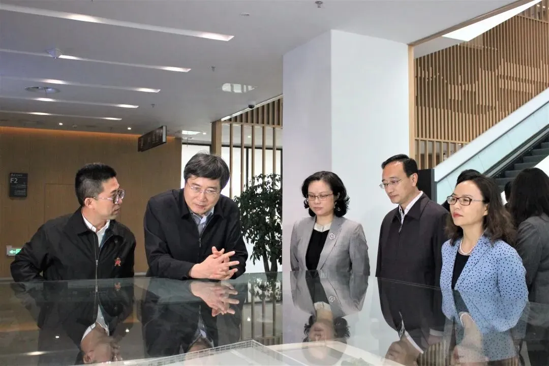 充分肯定!文化和旅游部副部长张旭调研苏州图书馆