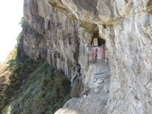 神秘白龙洞(张北旅游征集稿)