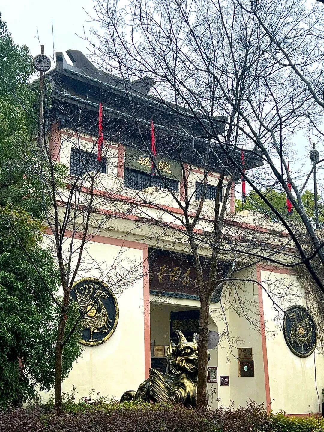 被潜山孔雀东南飞景区劝退.